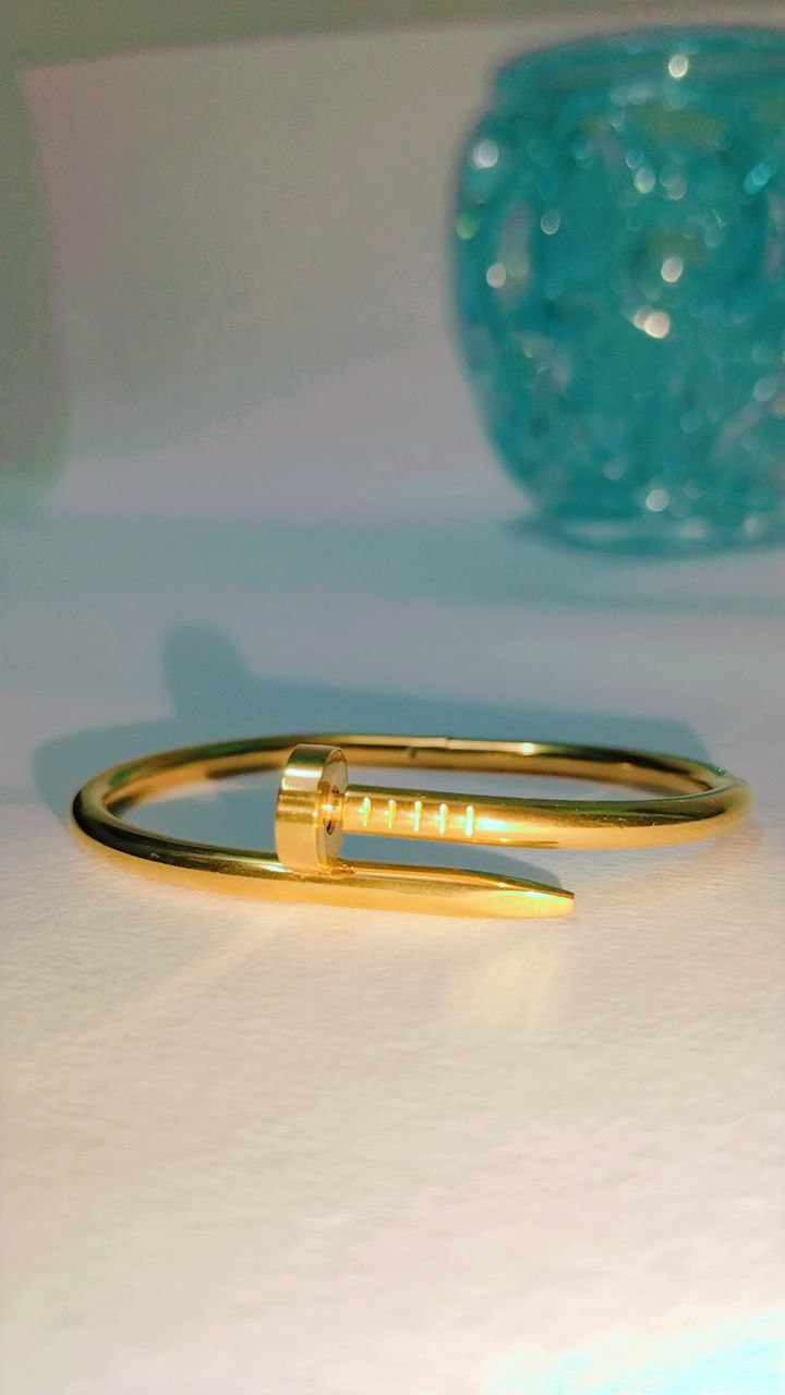 Anti-Tarnish Bracelets | Waterproof, Hypoallergenic & Tarnish-Free Jewelry