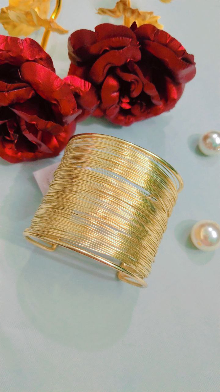 Anti-Tarnish Bracelets | Waterproof, Hypoallergenic & Tarnish-Free Jewelry - Image 2