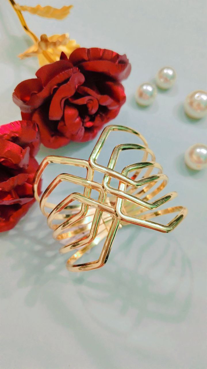 Anti-Tarnish Bracelets | Waterproof, Hypoallergenic & Tarnish-Free Jewelry - Image 2