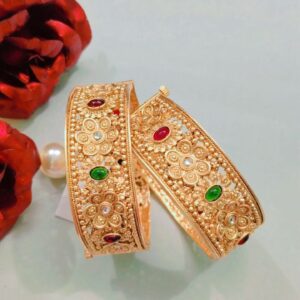 Rajwada Bangles – Traditional Royal Charm