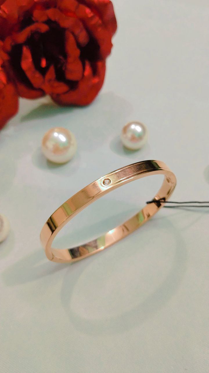 Anti-Tarnish Bracelets | Waterproof, Hypoallergenic & Tarnish-Free Jewelry - Image 2