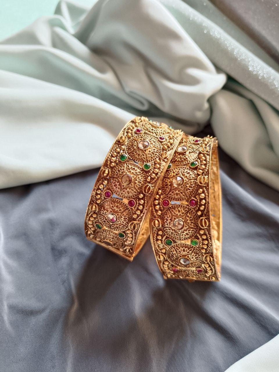 Rajwada Bangles – Traditional Royal Charm - Image 4