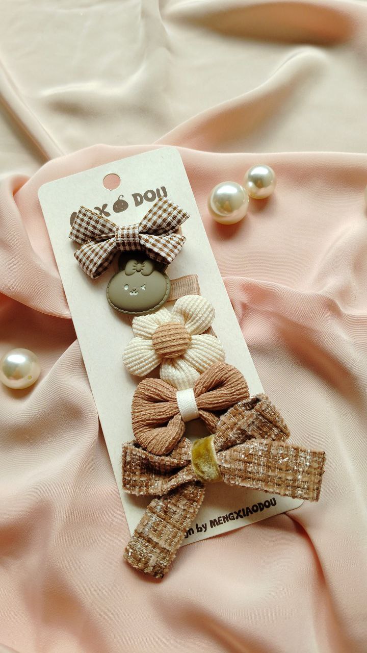 Stylish Hair Pins – Set of Random Designs | Everyday Hair Accessories for Women & Girls (₹40 Each)