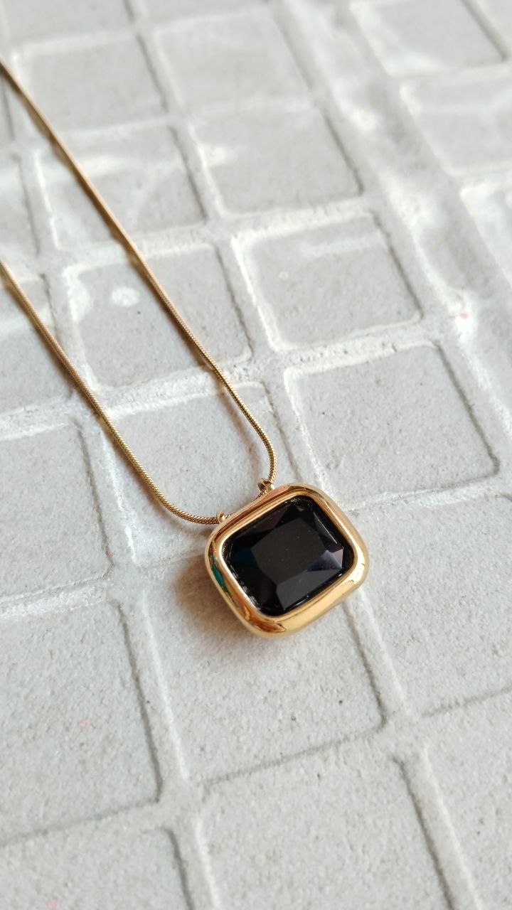 Anti-Tarnish Pendants | Hypoallergenic & Waterproof Stainless Steel Jewelry - Image 3