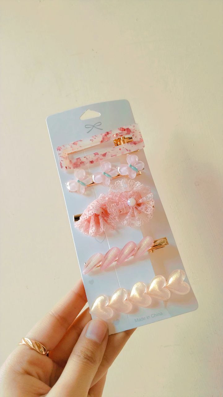 Stylish Hair Pins – Set of Random Designs | Everyday Hair Accessories for Women & Girls (₹60 Each)